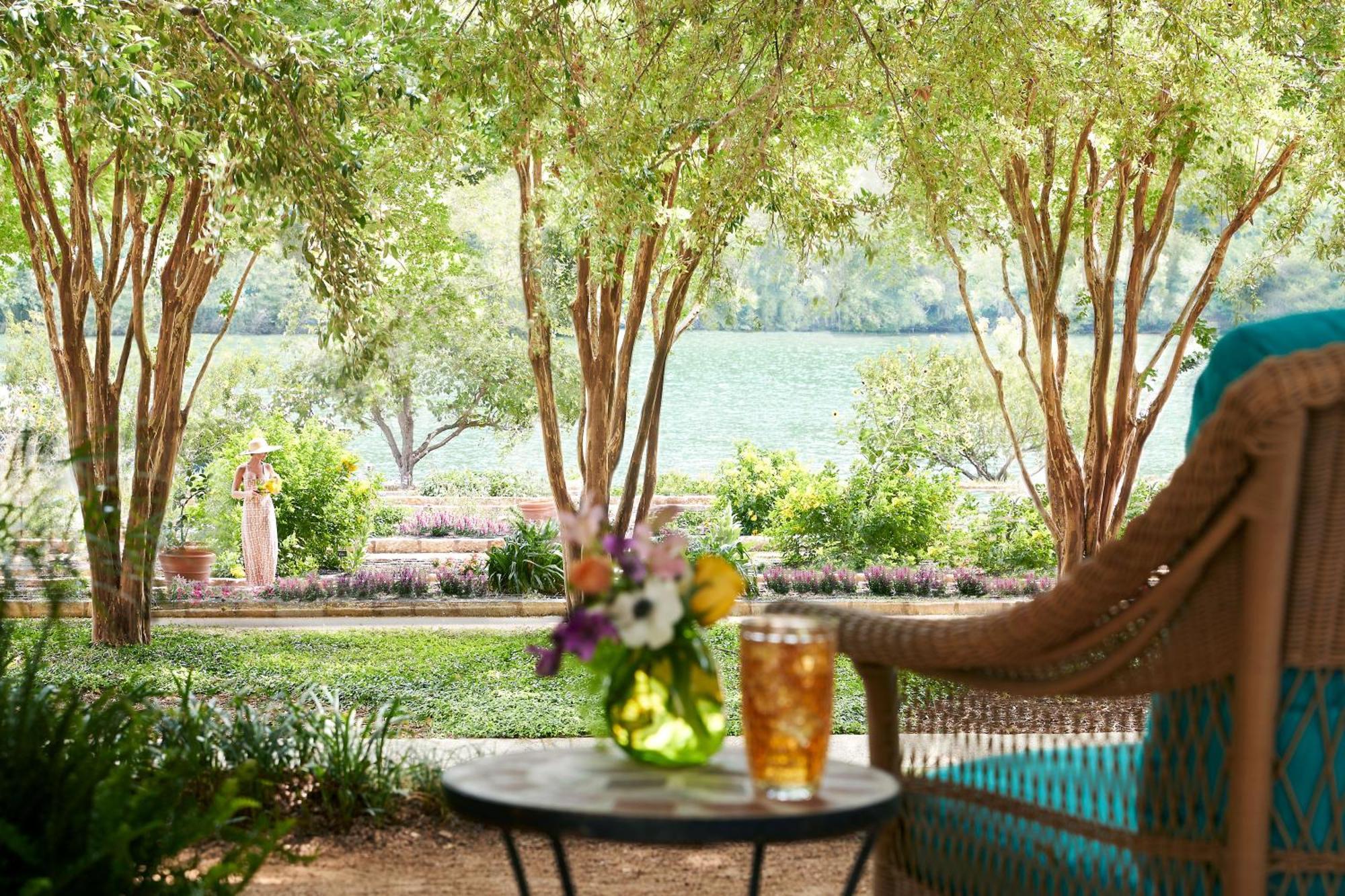 Lake Austin Spa Resort Стая снимка